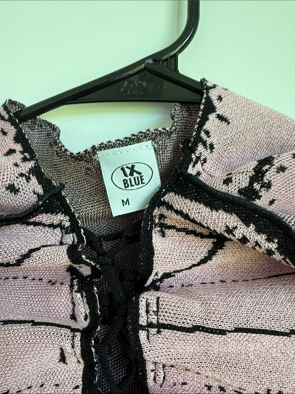 1Xblue exclusive pink butterfly cardigan - Picture 7 of 9